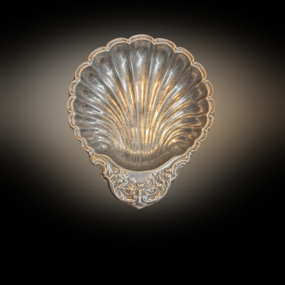 Elegant Silver Shell Wall Decor